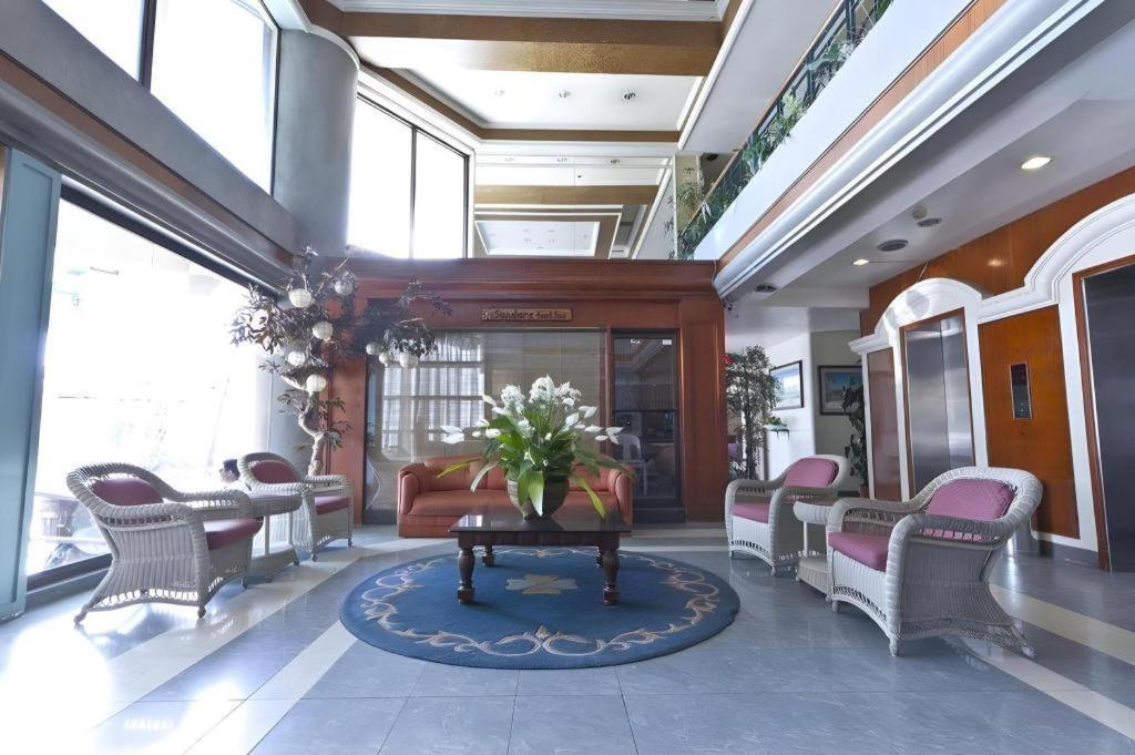 Richmond Plaza Hotel Tabok Экстерьер фото